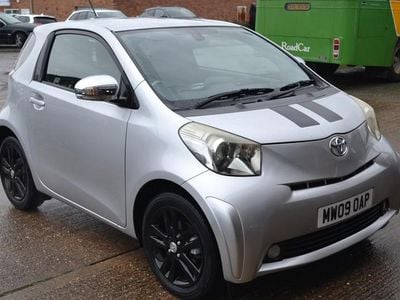 Silver Used 2009 Toyota iQ Hatchback | £3,995 (Fair price)