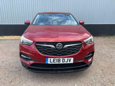Used Vauxhall Grandland X S 128 HP (94 kW) 2018 Red SUV