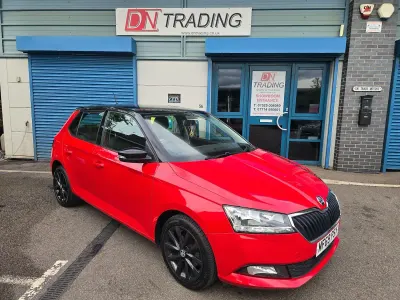 Used Skoda Fabia Colour Edition 75 HP (55 kW) 2019 Red Hatchback
