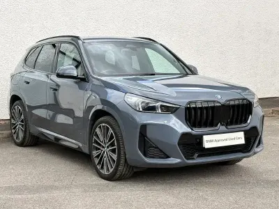 Begagnad BMW X1 M Sport 326 HK (239 kW) 2023 Grå SUV