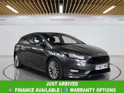 Gebraucht Ford Focus ST-Line 140 PS (102 kW) 2017 Grau Kleinwagen