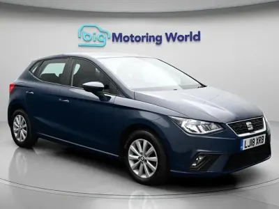 Używany Seat Ibiza SE 95 KM (69 kW) 2018 Niebieski Hatchback