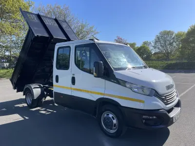 Used Iveco Daily 140 HP (102 kW) 2023 White Sedan
