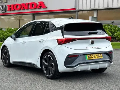 Used Cupra Born e-Boost 58 kW (80 HP) 2025 White Hatchback