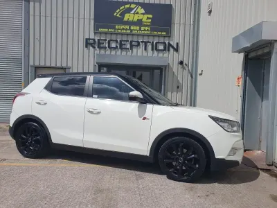 Used SsangYong Tivoli 115 HP (84 kW) 2016 White SUV