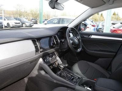 Used Skoda Kodiaq SE Drive 147 HP (108 kW) 2024 Race blue metallic SUV