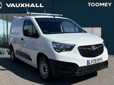Usado Vauxhall Combo Edition 101 CV (74 kW) 2021 Monovolumen