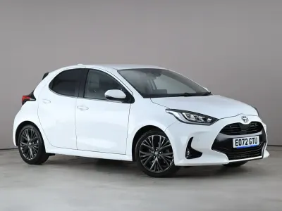 Second-hand Toyota Yaris Hybrid 2022 Alb Hatchback