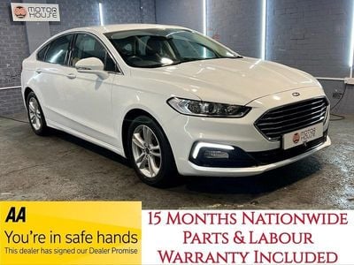 White Used 2019 Ford Mondeo Zetec Hatchback | £9,290 (Good price)