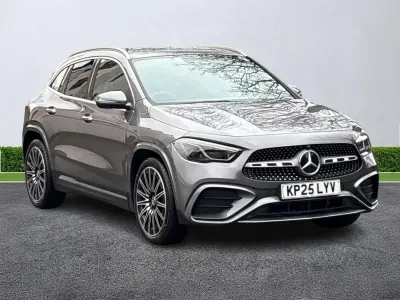 Käytetty Mercedes GLA220 AMG Line Premium Plus 190 HP (139 kW) 2025 Harmaa Katumaasturi