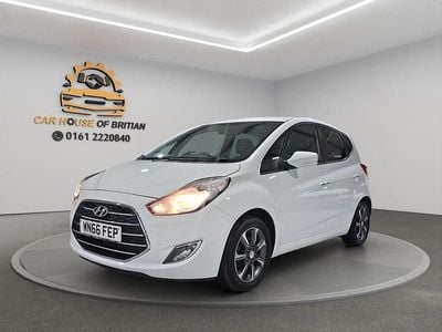 Used Hyundai ix20 SE 2016 White Hatchback