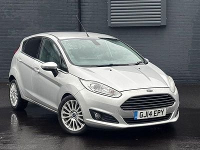 Used Ford Fiesta Titanium 125 HP (91 kW) 2014 Silver Hatchback