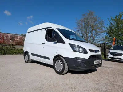 Begagnad Ford Transit Custom 105 HK (77 kW) 2016 Vit Van