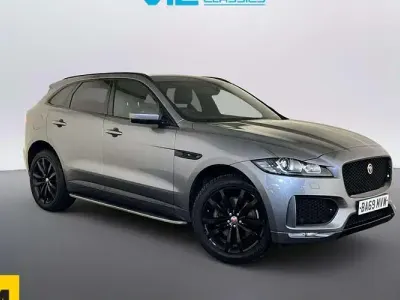 Używany Jaguar F-Pace Chequered Flag 180 KM (132 kW) 2019 Szary SUV