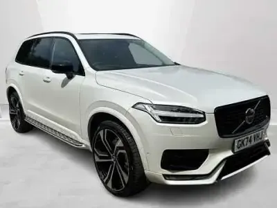 Używany Volvo XC90 Ultra 247 KM (181 kW) 2025 SUV