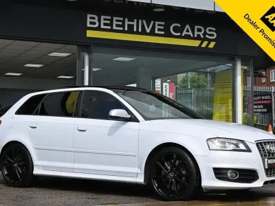 Usado Audi S3 Sportback Business 265 CV (194 kW) 2011 Gris Utilitario