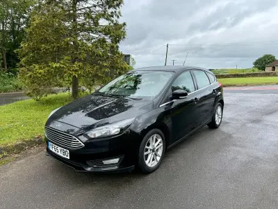 Used Ford Focus Zetec 120 HP (88 kW) 2015 Black Hatchback