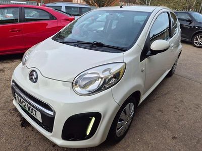 Used Citroën C1 VTR Sport 68 HP (50 kW) 2012 White Hatchback