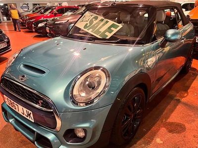 Used 2017 Mini Cooper S Hatchback | £7,600 (Fair price)