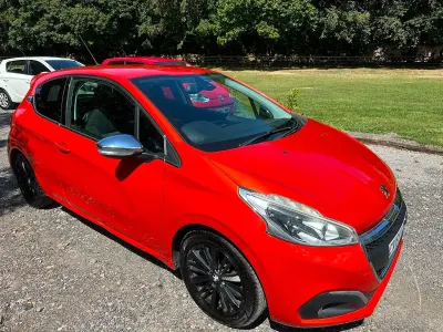 Used Peugeot 208 Allure 82 HP (60 kW) 2015 Orange Hatchback