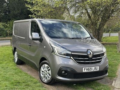 Używany Renault Trafic 170 KM (125 kW) 2019 Szary Minivan