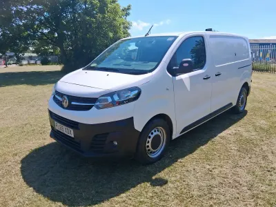 Used Vauxhall Vivaro Edition 100 HP (73 kW) 2019 White MPV