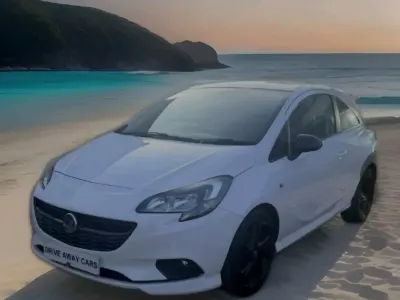 Used Vauxhall Corsa Edition 115 HP (84 kW) 2016 White Hatchback