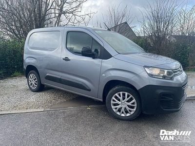 Used Citroën Berlingo 100 HP (73 kW) 2021 Grey MPV