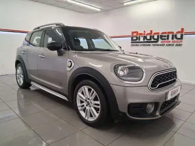 Używany Mini Cooper Countryman Exclusive 2019 Srebrny SUV