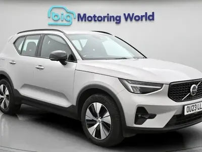 Begagnad Volvo XC40 Plus 211 HK (155 kW) 2022 SUV