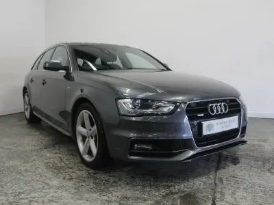 Używany Audi A4 S-Line 245 KM (180 kW) 2012 Szary Kombi