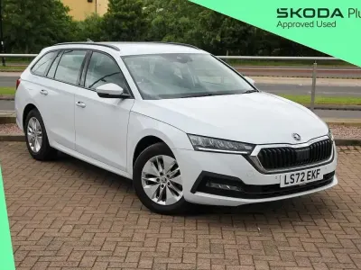Used Skoda Octavia SE Technology 113 HP (83 kW) 2022 Moon white metallic Estate