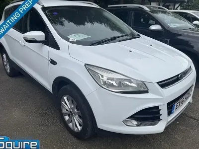 Usado Ford Kuga Titanium 150 HP (110 kW) 2016 Branco SUV