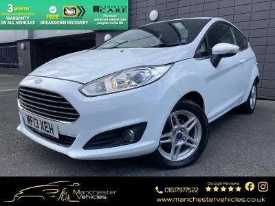 Used Ford Fiesta Zetec 82 HP (60 kW) 2013 White Hatchback