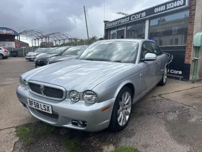 Used Jaguar XJ Executive 207 HP (152 kW) 2008 Silver Sedan