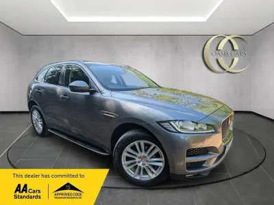 Used Jaguar F-Pace Portfolio 180 HP (132 kW) 2018 Grey SUV