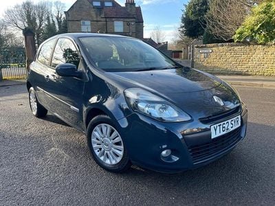Used Renault Clio IV Expression+ 75 HP (55 kW) 2012 Blue Hatchback