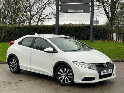 Used Honda Civic ES 120 HP (88 kW) 2013 White Hatchback