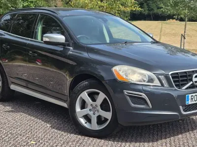 Used Volvo XC60 R-Design 205 HP (150 kW) 2011 Grey SUV