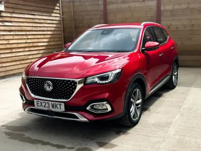 Usado MG HS Excite 162 HP (119 kW) 2023 Vermelho SUV
