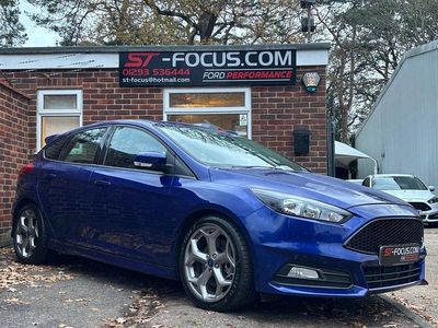 Used Ford Focus ST 2015 Blue Hatchback
