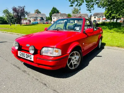 Used Ford Escort 1989 Red Hatchback