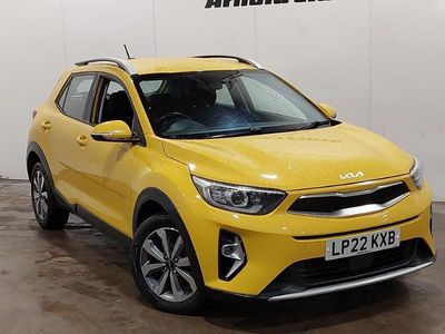 Used Kia Stonic 99 HP (72 kW) 2022 Yellow SUV