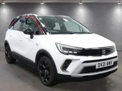 Used Vauxhall Crossland SRi 130 HP (95 kW) 2021 White SUV