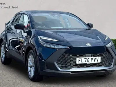 Used Toyota C-HR 140 HP (102 kW) 2025 Blue SUV
