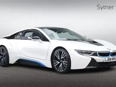 Used BMW i8 362 HP (266 kW) 2018 White Coupe