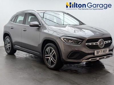 Mercedes GLA200