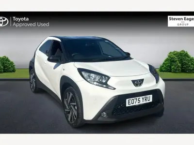 Used Toyota Aygo X 72 HP (52 kW) 2025 White SUV
