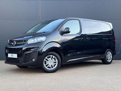 Black Used 2022 Vauxhall Vivaro Sportive MPV | £11,995 (Fair price)