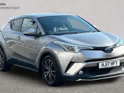 Used Toyota C-HR 122 HP (89 kW) 2017 Metal stream SUV